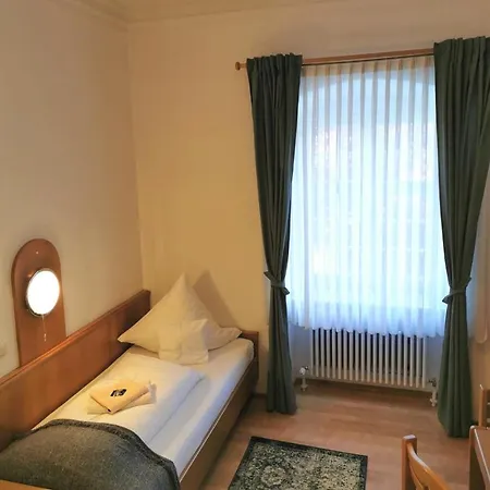 Gaestehaus Reisinger Panzió Straubing